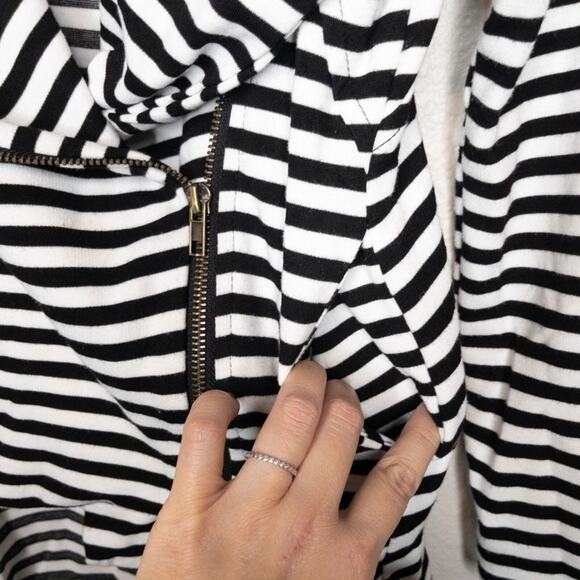My Beloved Black White Striped Zip Jacket Women’s Medium Casual Comfort Top - Picture 5 of 7